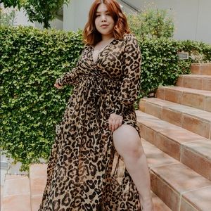 🚨24 HOUR SALE🚨Meow Leopard Plus Size Maxi Dress